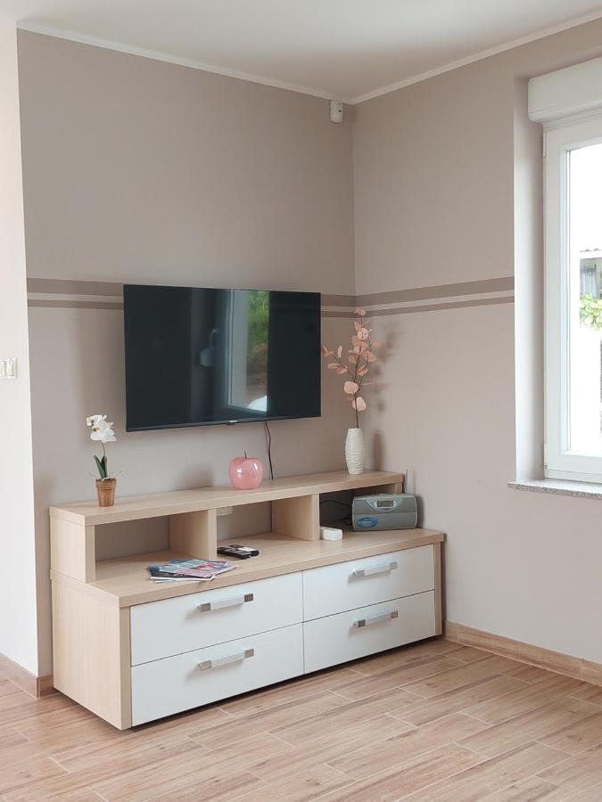 Apartma Vali Lägenhet Gradisca Exteriör bild